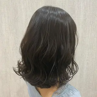 ミディアム カラー 🫧透け感⋆艶髪💎 山口アヤカのヘアスタイル