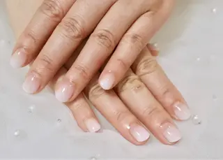 ネイル なつか🍒口コミ好評 駅近1分 パラジェルのネイルデザイン