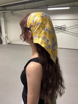 ロング カラー パーマ anna/ラフパーマ /くすみベージュのヘアスタイル