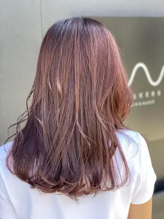 セミロング カシスピンクカラー/ ヤマノのヘアスタイル