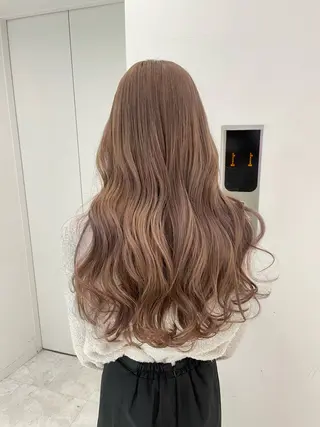 ロング カラー 🩷暖色カラー🩷 BONのヘアスタイル