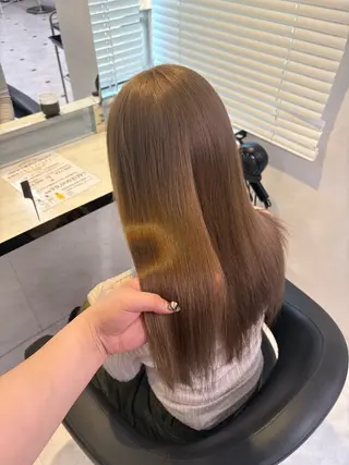 ロング カラー 透明感ベージュカラー 🪞上野🪞AIのヘアスタイル