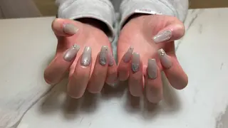ネイル zuki🌔nail ┆堺筋本町/長堀橋のネイルデザイン