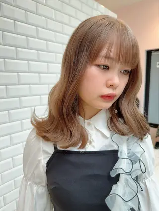 カラー カラースペシャリスト ・齊藤 羽瑠輝のヘアスタイル