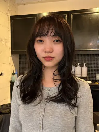 セミロング レディースカット🎀 NANAHAのヘアスタイル