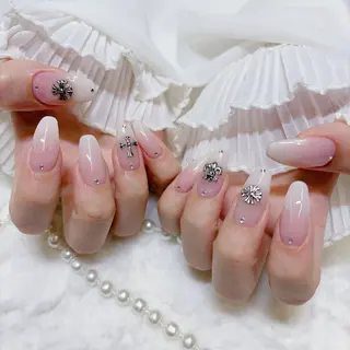 ネイル 乙川 茉由のネイルデザイン