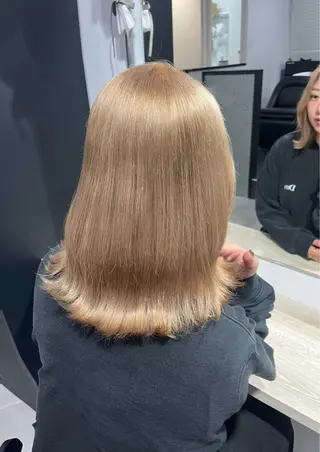 カラー EIGHTyokosuka所属・ハイトーン 🦋🎶LENのヘアスタイル