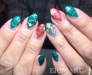 ネイル 田村 恵理のネイルデザイン