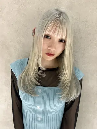 カラー nehus nagaoka所属・🖤複雑履歴ブリーチ Mizuki 🖤のヘアスタイル