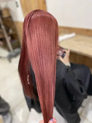 カラー Kana .のヘアスタイル