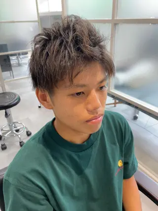 ショート メンズ newi WASHIOのヘアスタイル