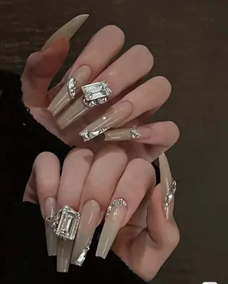 ネイル 清水 美佳のネイルデザイン