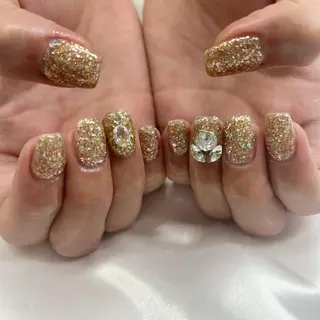 ネイル マツエク・マツパ アイブロウ pu muのネイルデザイン