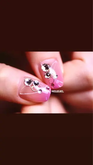 ネイル atelier nife.のネイルデザイン