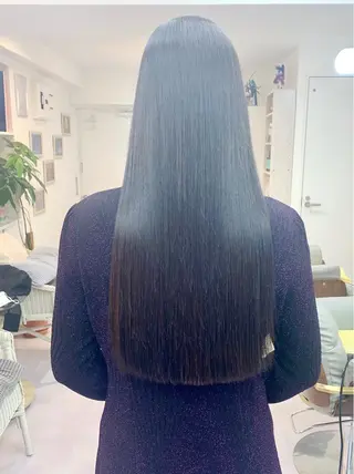 ロング パーマ ヘアサロンCHARM所属・🌈ハク ユヒのヘアスタイル