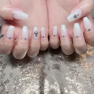 ネイル 個室ネイルサロンDolly Girl〜ドーリーガール〜所属・DollyGirl KYOKOのネイルデザイン