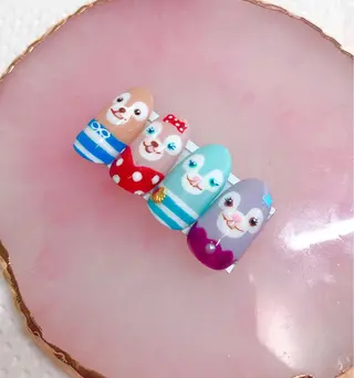 ネイル CROWN プライベートサロンのネイルデザイン