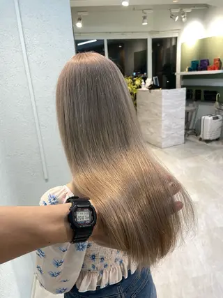 ミディアム 髪質改善&ハイトーンカラー BALE所属・Hikaru Memelu 中津店のマツエク・マツパデザイン