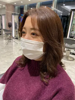 ミディアム カラー パーマ ブルーモスクTOKYO所属・🌿ブルーモスク TOKYO🌿のヘアスタイル