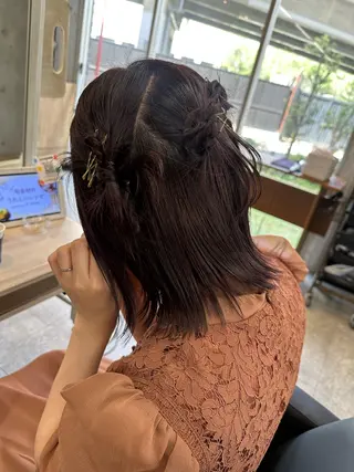 ミディアム ヘアアレンジ 女性に人気♪ はやしほのかのヘアスタイル