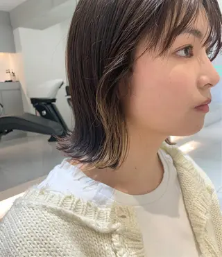 ミディアム カラー iLi所属・iLi 《イリ》のヘアスタイル