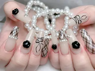 ネイル MoMoA Nail ネイル長さ出し専門店のネイルデザイン