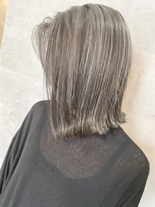 ショート カラー ヘアアレンジ ネイル マツエク・マツパ 井上 一平のヘアスタイル