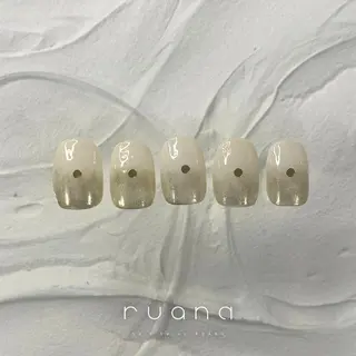 ネイル 阿武 美海のネイルデザイン