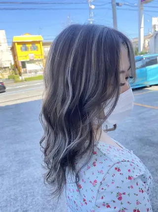 カラー 横山 香音のヘアスタイル