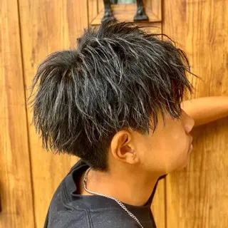 ショート カラー パーマ メンズ 🔥メンズ🔥かっこ いいが正義！代表柿崎のヘアスタイル