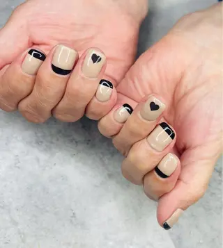 ネイル Nail salon ヴェロニカ　あまねのネイルデザイン