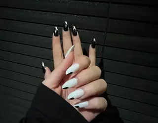 ネイル 高木 維麗絲のネイルデザイン