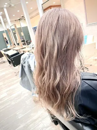 ロング 國井 瑞貴のヘアスタイル