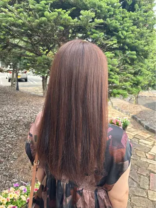 カラー ヘアルームflat かなみのヘアスタイル