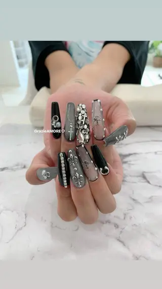 ネイル Grazie AMOREのネイルデザイン