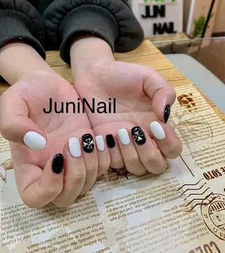 ネイル JuniNail 주니네일🇰🇷suのネイルデザイン