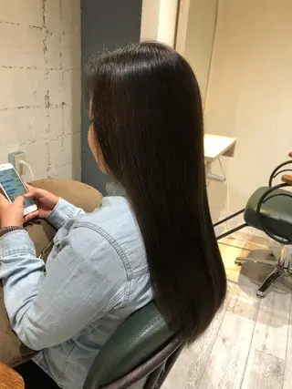 カラー 小島嵩人 縮毛矯正 髪質改善のヘアスタイル