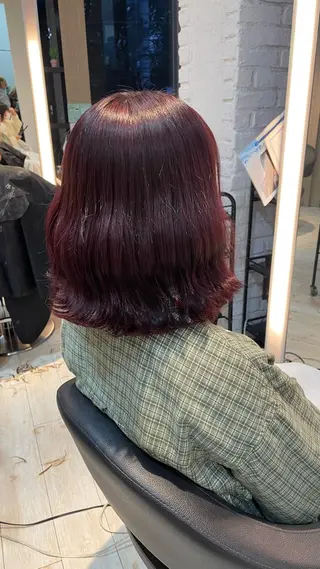 ショート カラー ブリーチ/髪質改善/ ハイトーン/暖色のヘアスタイル