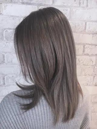 セミロング パルーザ代表👑 YUYAのヘアスタイル