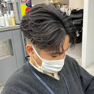 ミディアム Lit.富士 久保田風太のヘアスタイル