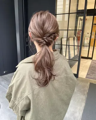 セミロング カラー ヘアアレンジ yohaku所属・yohaku misakiのヘアスタイル