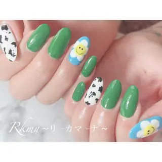 ネイル Rkmn ~リ-カマ-ナ~のネイルデザイン