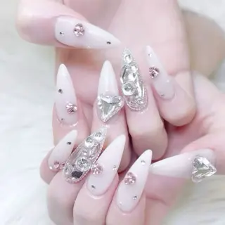 ネイル Queen Nail 柏店　クイーンネイルのネイルデザイン