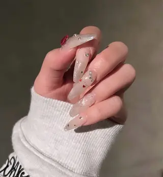 ネイル SALON ELVI.所属・SALON ELVI.のネイルデザイン