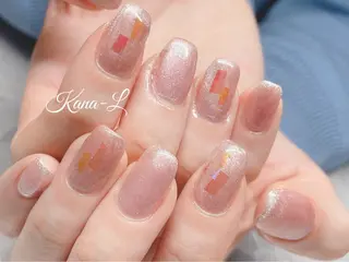 ネイル 芦辺 香奈のネイルデザイン