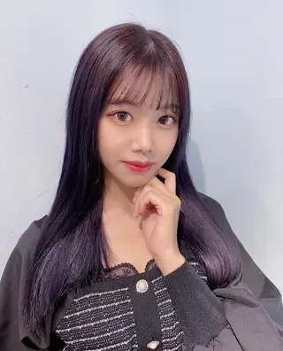 ロング カラー ヘアアレンジ 韓国レイヤーカット/ 儚げカラーチナツのヘアスタイル