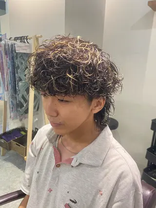 ショート パーマ メンズ パーマ特化/フェザー パーマシャドウ/真生のヘアスタイル