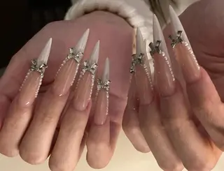 ネイル Pure&Rich Nailのネイルデザイン