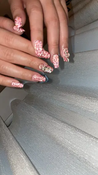 ネイル Ami 🦥のネイルデザイン