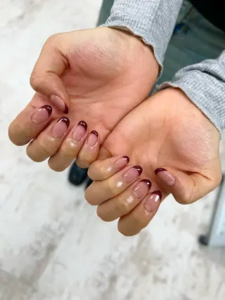 ネイル マハロネイルサロン横浜店所属・吉田 里菜のネイルデザイン